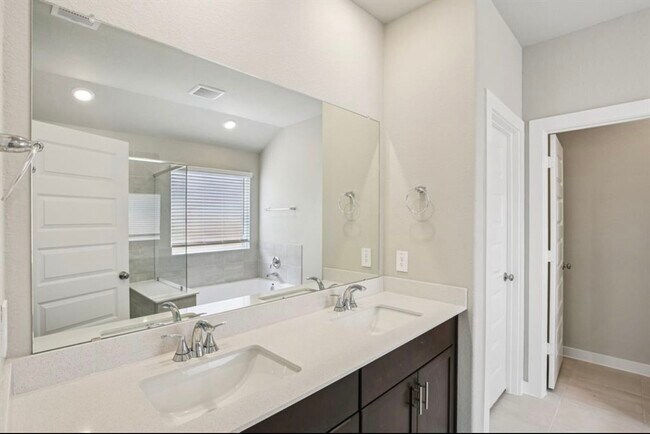 Building Photo - 6250 Brazos Trl Dr
