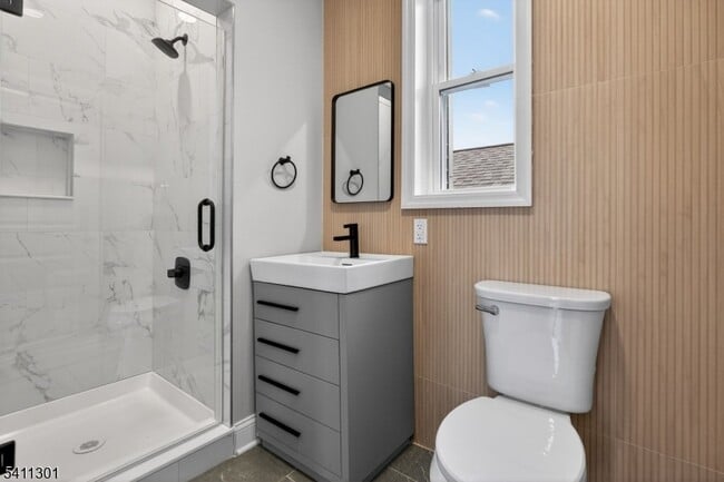 Building Photo - 579 S 12th St