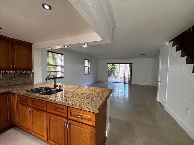 Building Photo - 8405 SW 137th Ave