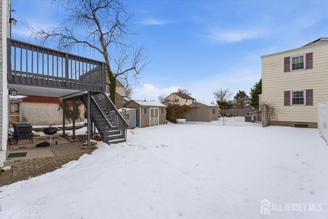 Building Photo - 316 Evergreen Ave