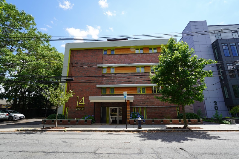 Building Photo - 14 Marion St