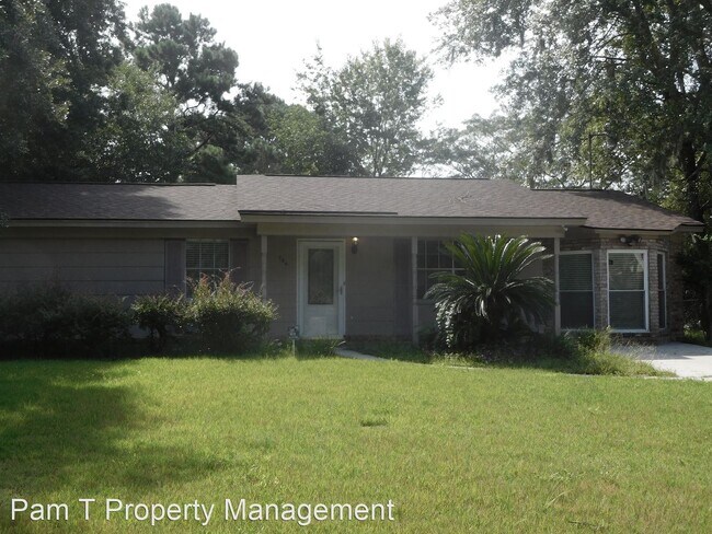 Primary Photo - 3 br, 1.5 bath House - 204 Holiday Circle