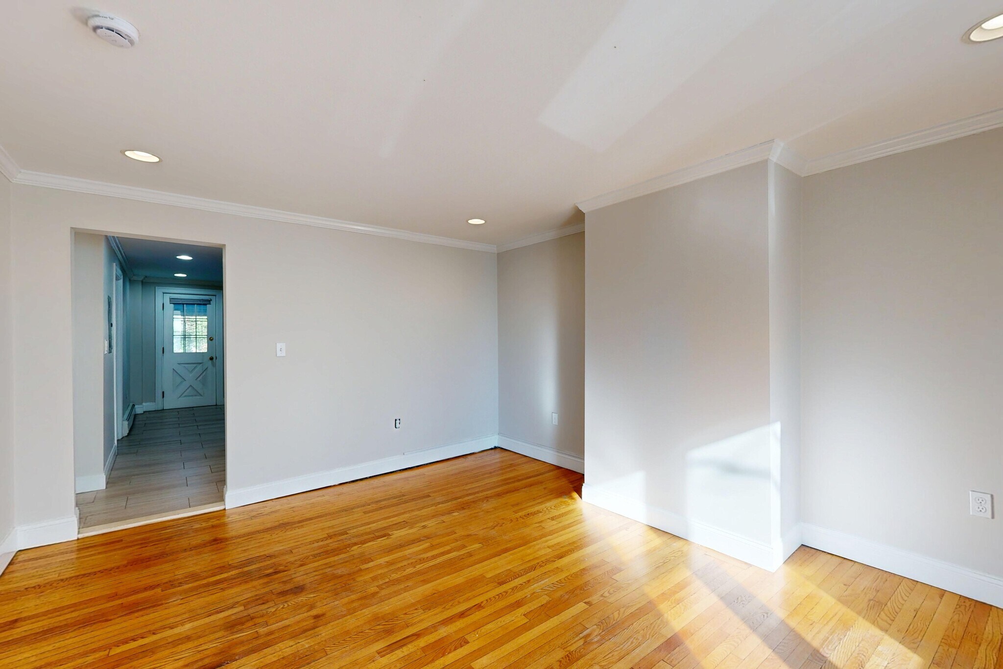 Building Photo - 234 Lexington St