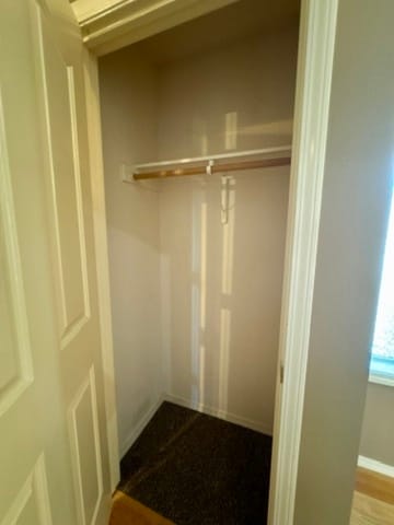 Building Photo - 1405 Kursten St