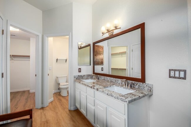 Building Photo - COMING SOON! Spacious 3 Bed, 2 Bath Home in Mesa