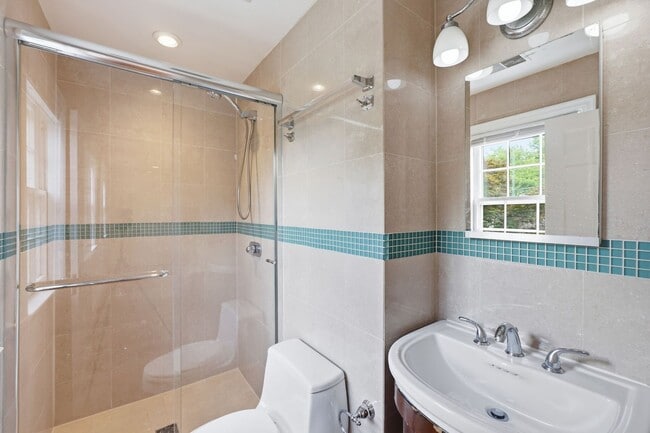Building Photo - Chevy Chase Home | 4 Bed | 3.5 Bath | 2,500 Sf | Driveway Parking | Large Fenced-In Backyard w/ Deck