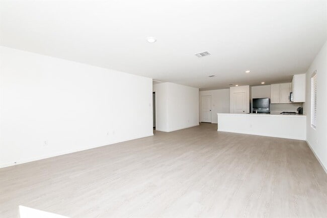 Building Photo - 12508 Huntington Rdg Wy