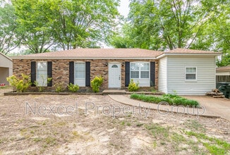 Building Photo - 2248 Colonial Hills Dr
