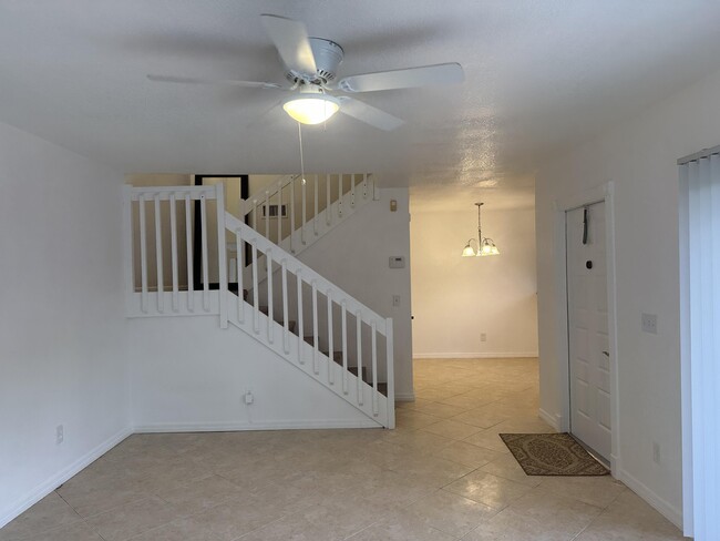 Building Photo - 8559 Boca Rio Dr