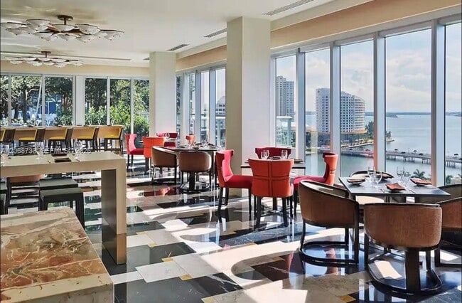 Building Photo - 485 Brickell Ave
