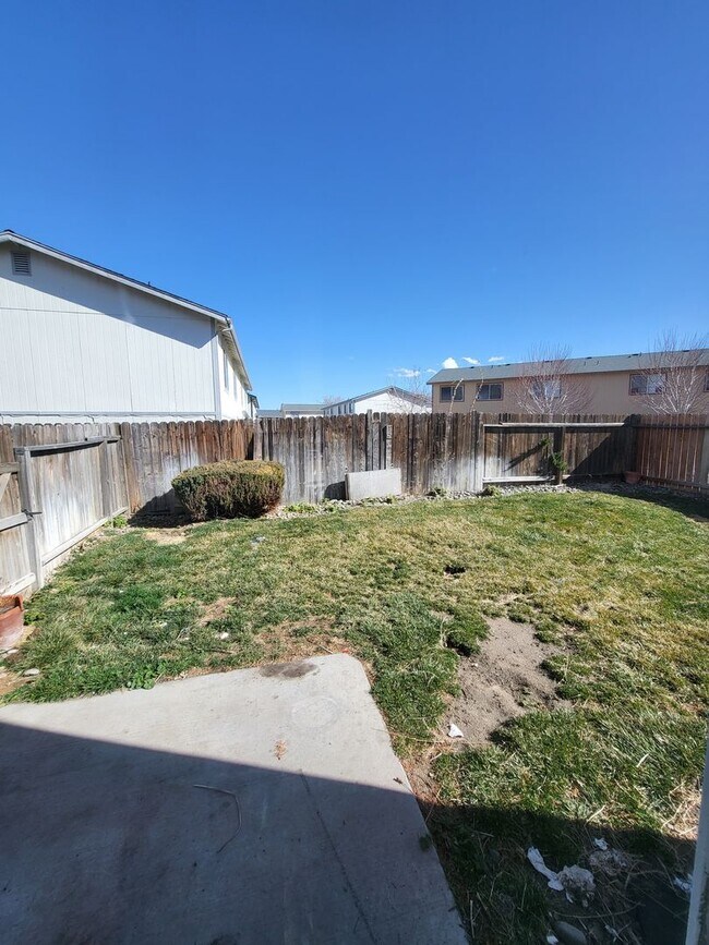 Building Photo - VAL0407