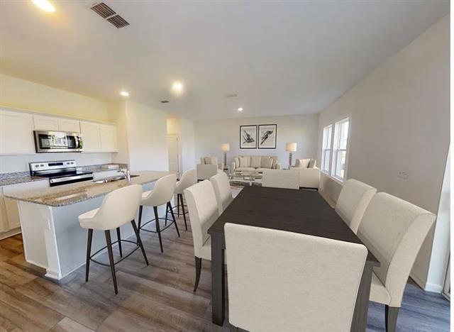 Building Photo - 2012 Prairie Ln