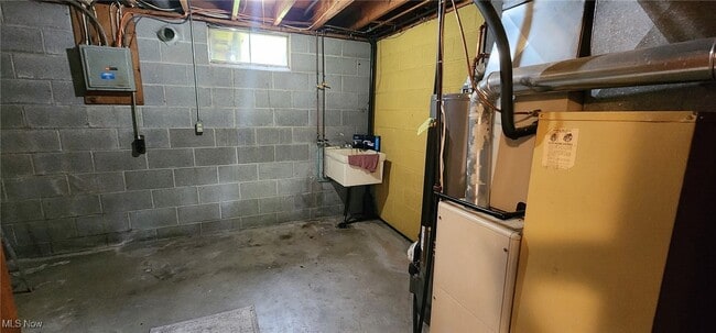 Building Photo - 6229 Kungle Rd