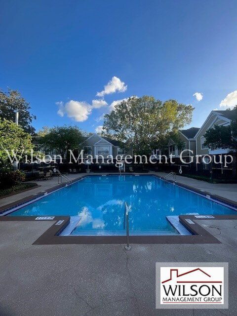 Building Photo - 13037 Mulberry Park Dr