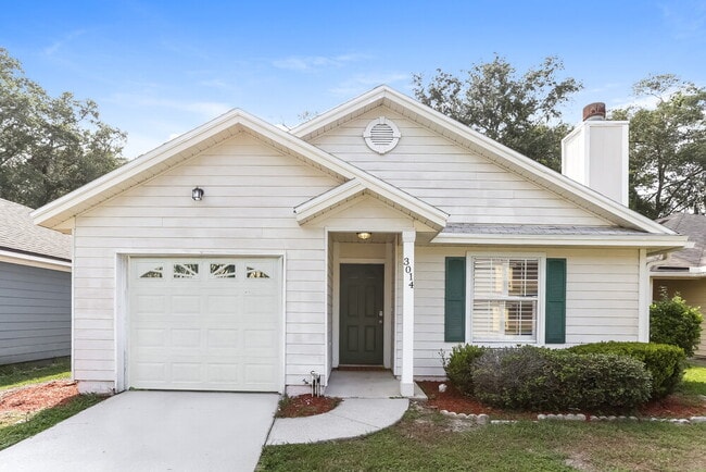 Building Photo - 3014 Caroline Crest Dr E