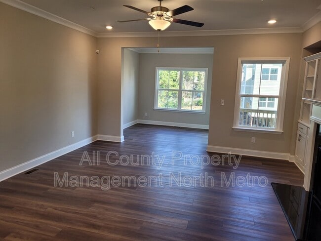 Building Photo - 2612 Blackburn Ct SE