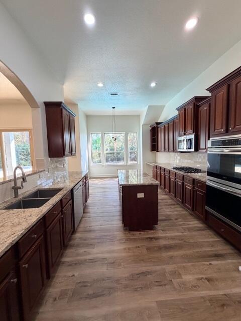 Building Photo - 1033 Napa Way