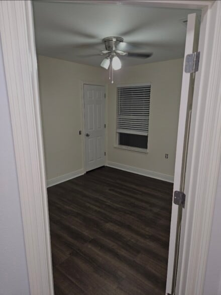 Building Photo - 1131 Camaree Pl