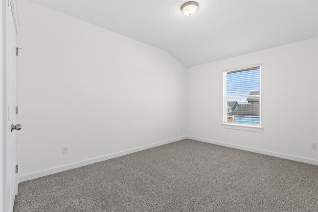 Building Photo - 120 Hartson Dr