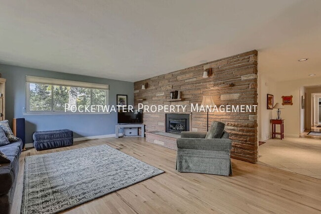 Building Photo - 6086 Simmons Dr