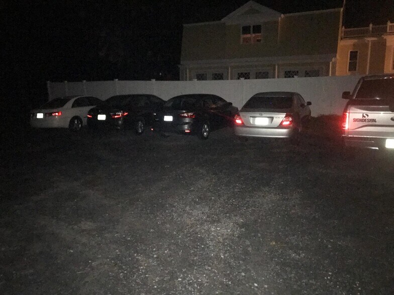 Parking in Back of House - 146 Pleasant St