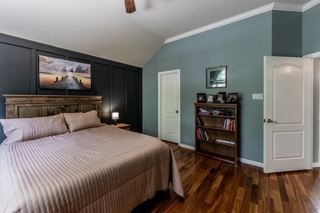 Building Photo - 1801 Camellia Ct