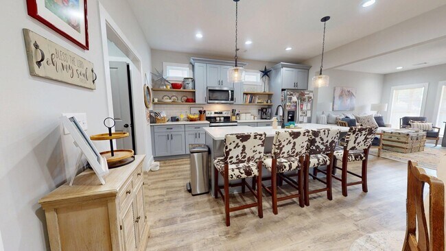 Building Photo - 1289 Foxtail Ln