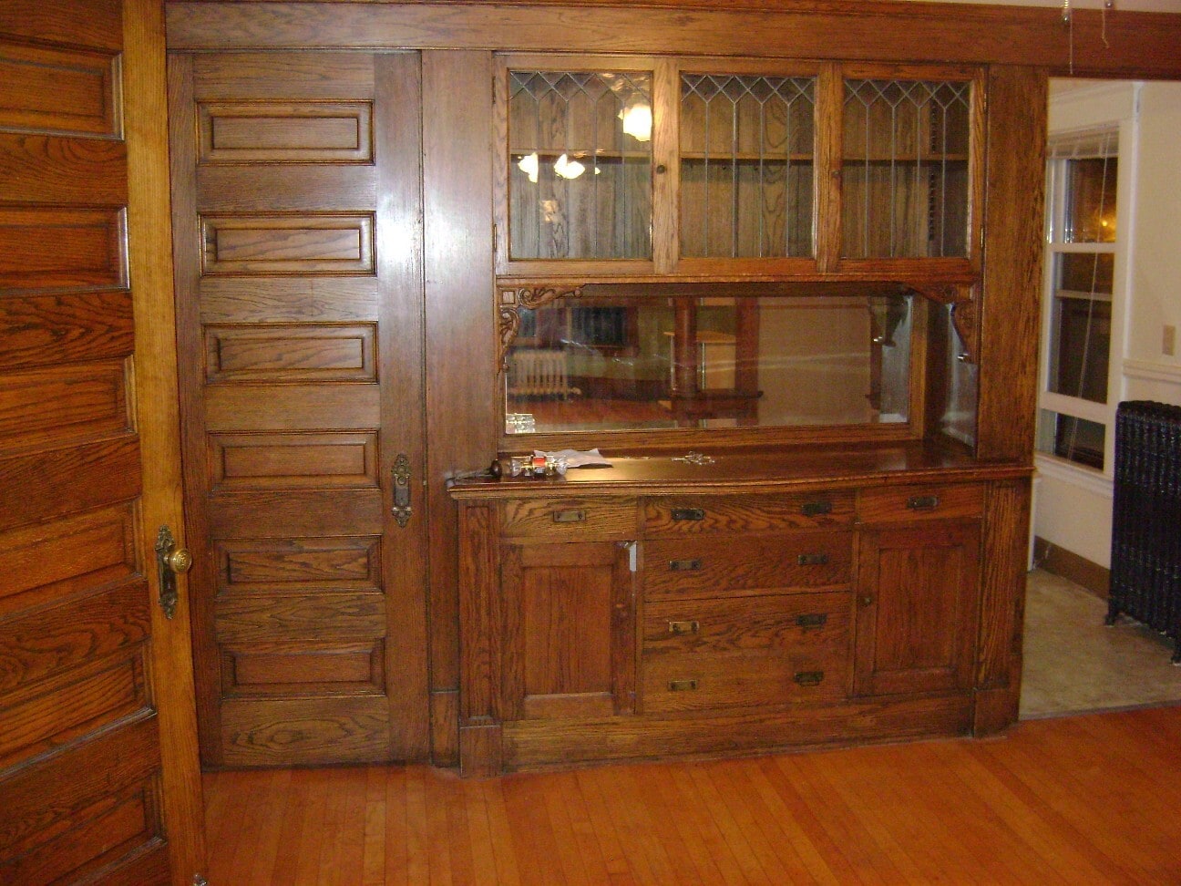 Building Photo - 627 Ontario St SE