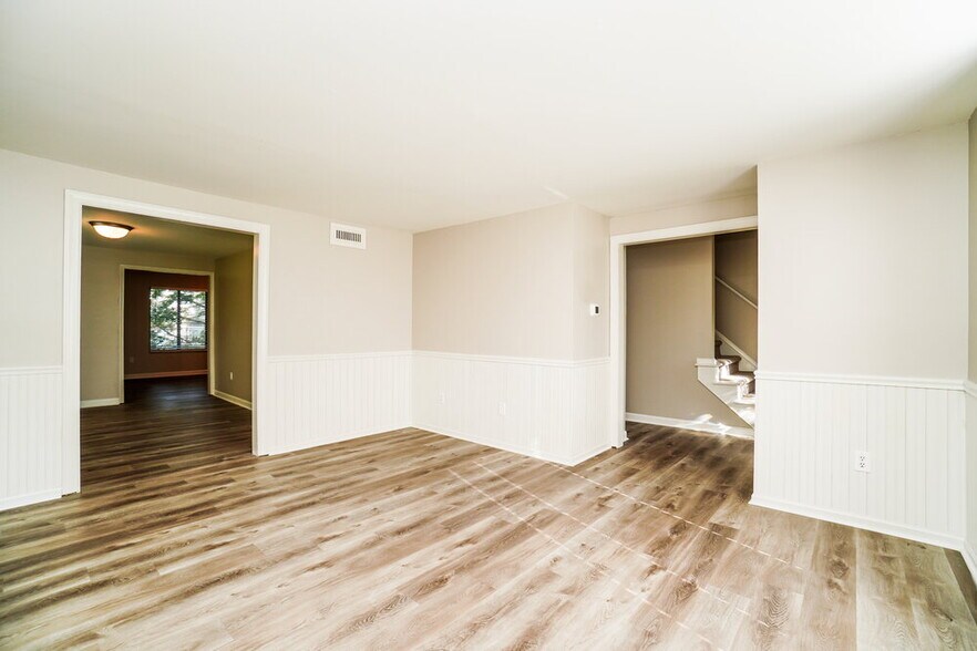 Building Photo - 12143 Twincreek Dr