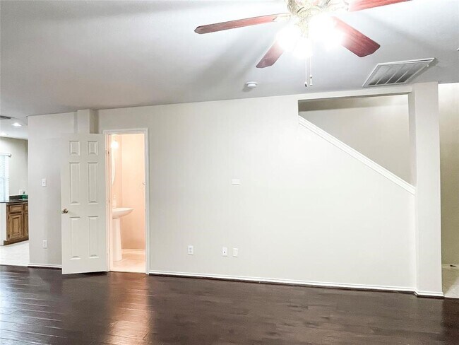 Building Photo - 916 Schooner Cove Ln