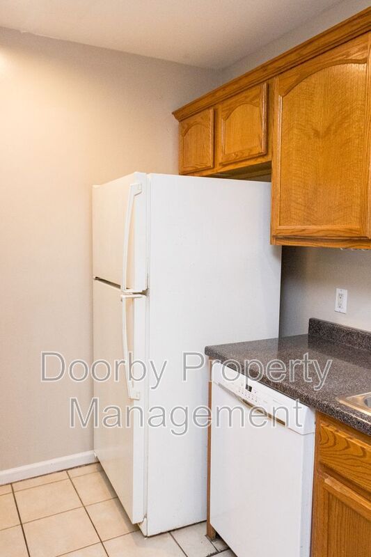 Building Photo - 2202 Elder St