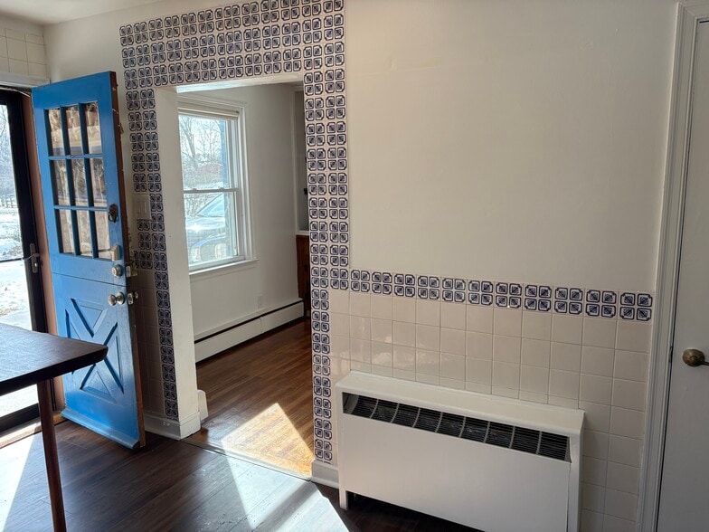 Building Photo - 77 Winding Ln