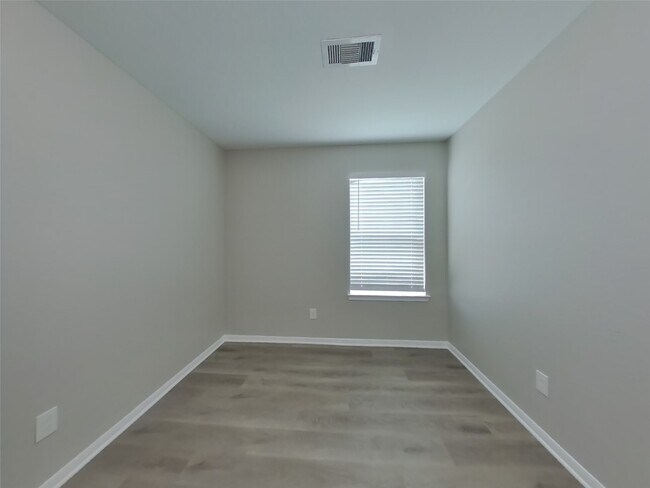 Building Photo - 308 Summer Horse Dr