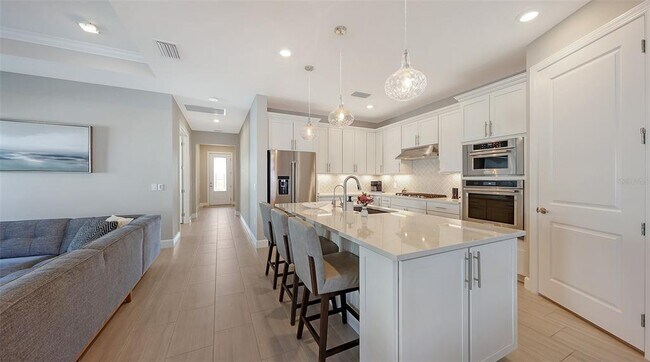 Building Photo - 7675 Summerland Cove