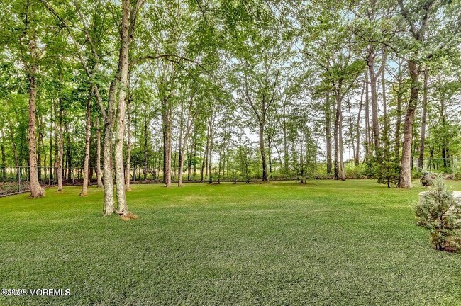 Building Photo - 718 E Veterans Hwy