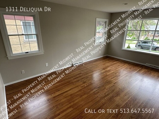 Building Photo - 1311 Deliquia Dr