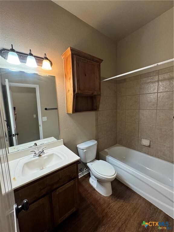 Building Photo - 601 Sladecek Dr