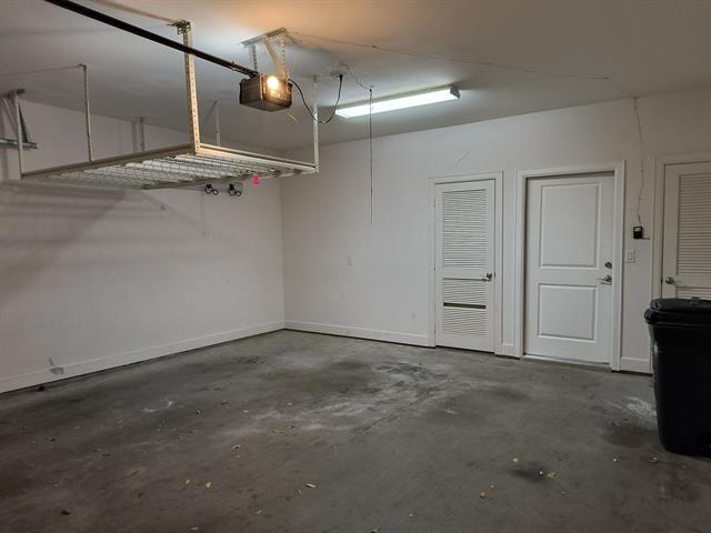 Building Photo - 3210 Carlisle St