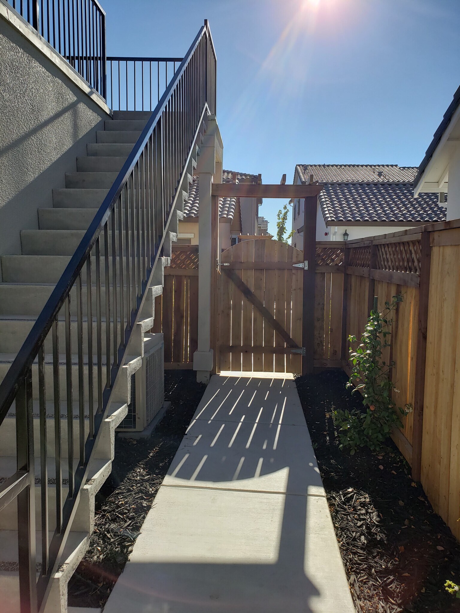 Building Photo - 1469 Terra Verde St