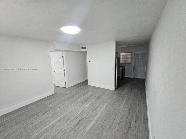 Building Photo - 1020 Opa-locka Blvd