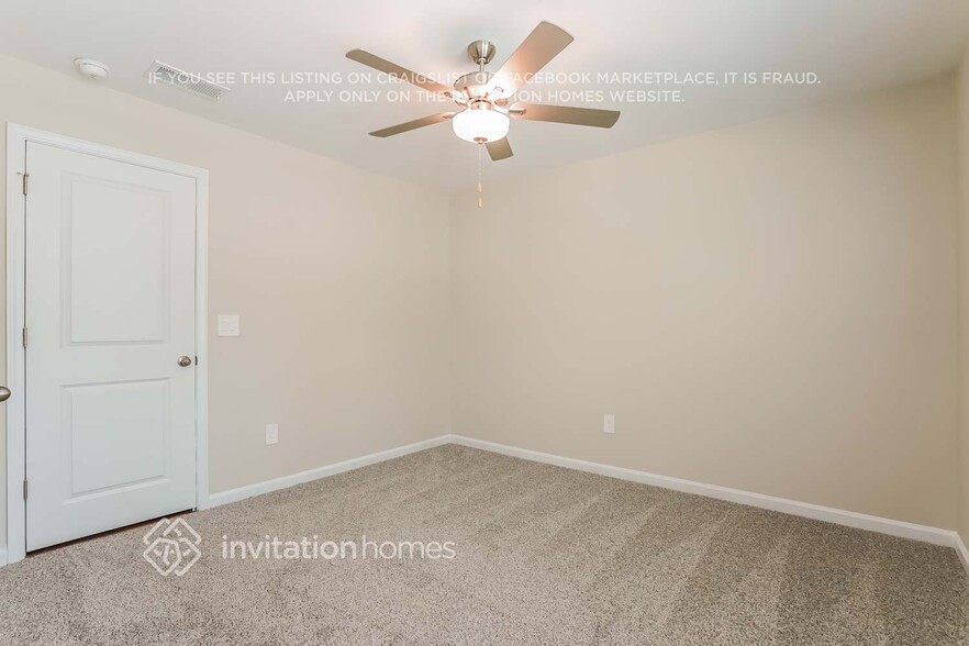 Building Photo - 1807 Windsor Vlg Wy