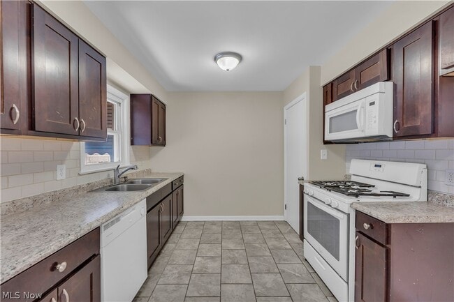 Building Photo - 23760 Puritan Ave