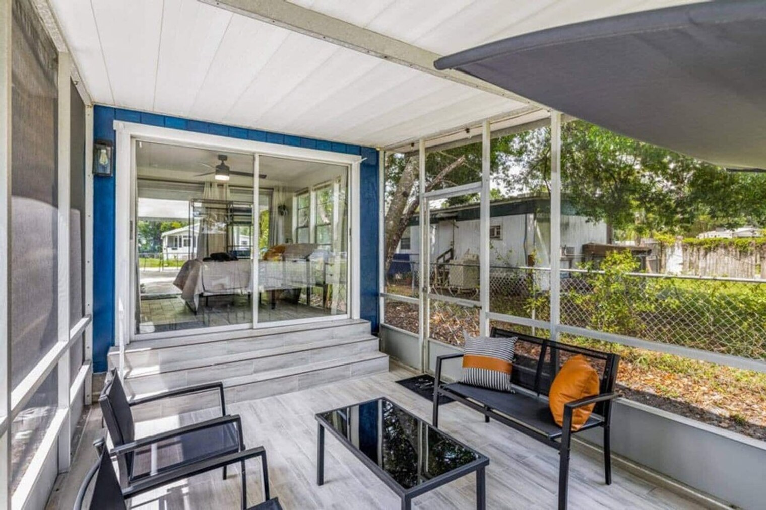 Building Photo - 7500 E Colonial Dr