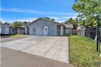 Building Photo - 3944-3944 Renick Way