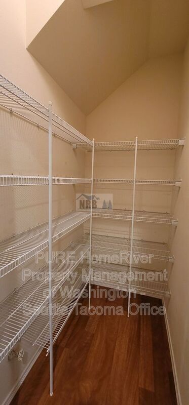 Building Photo - 9606 191st St Ct E
