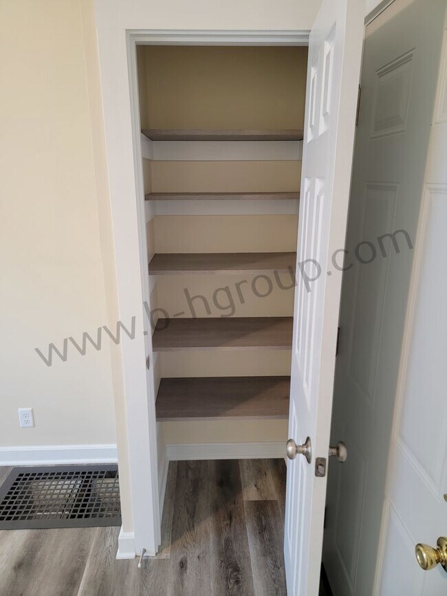 Building Photo - 6743 12th Ave