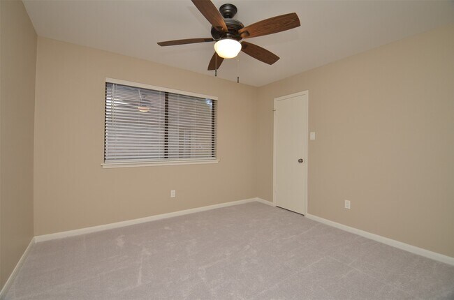 Building Photo - 12310 Burgoyne Dr