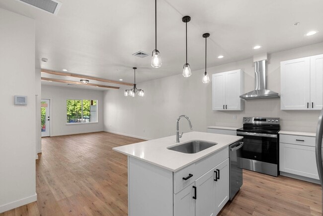 Interior Photo - Cashmere Riverview