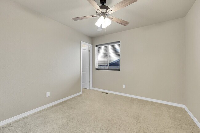 Building Photo - $2,795 - 3 Bed, 2.5 Bath Home with Fenced ...