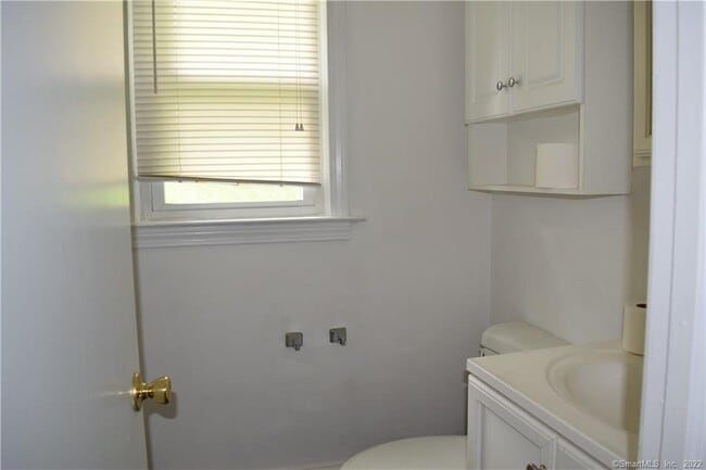Building Photo - 17 Granite Dr
